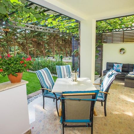 פורץ Apartment Bela מראה חיצוני תמונה