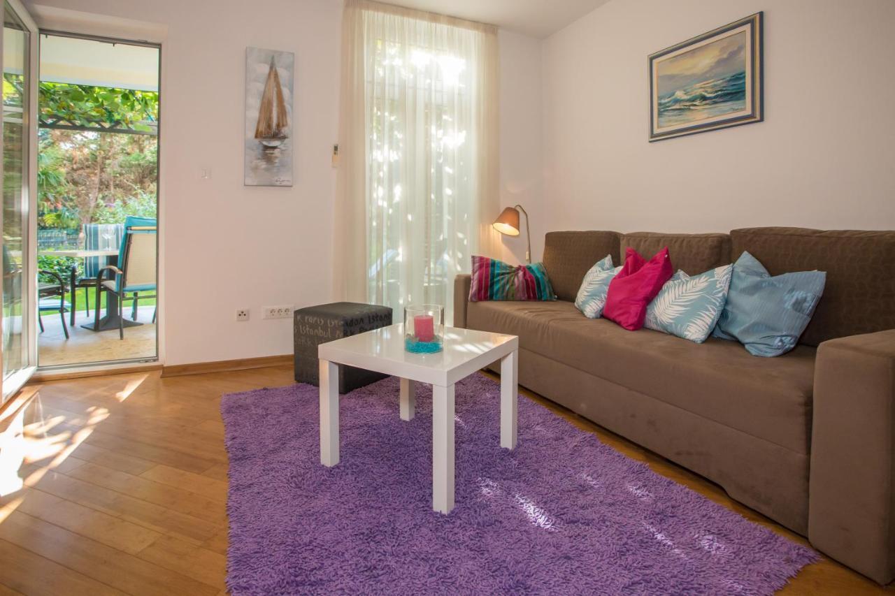 פורץ Apartment Bela מראה חיצוני תמונה