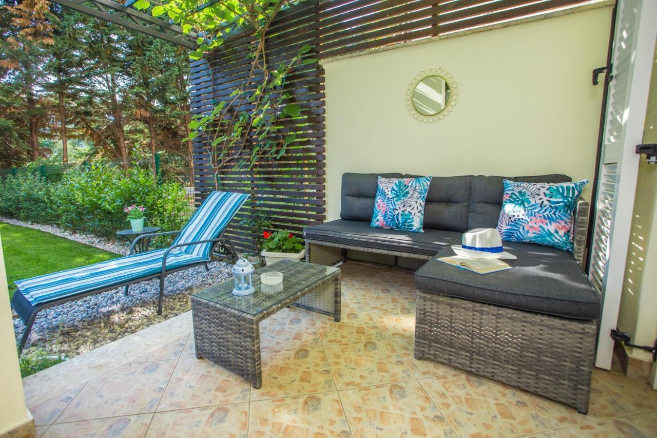 פורץ Apartment Bela מראה חיצוני תמונה