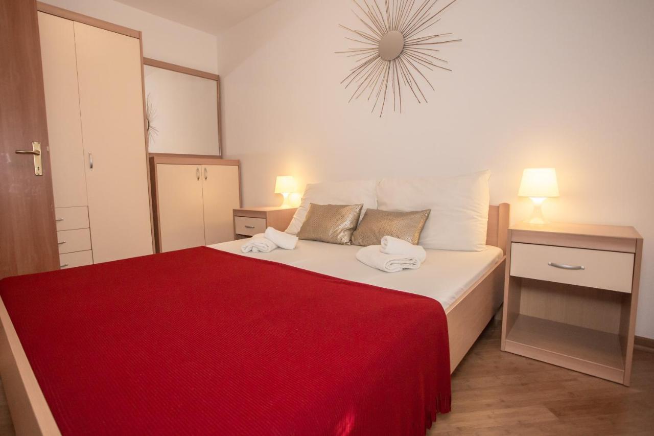 פורץ Apartment Bela מראה חיצוני תמונה