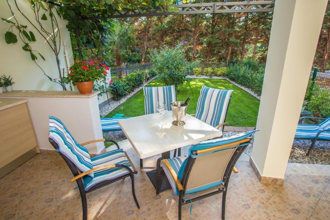 פורץ Apartment Bela מראה חיצוני תמונה